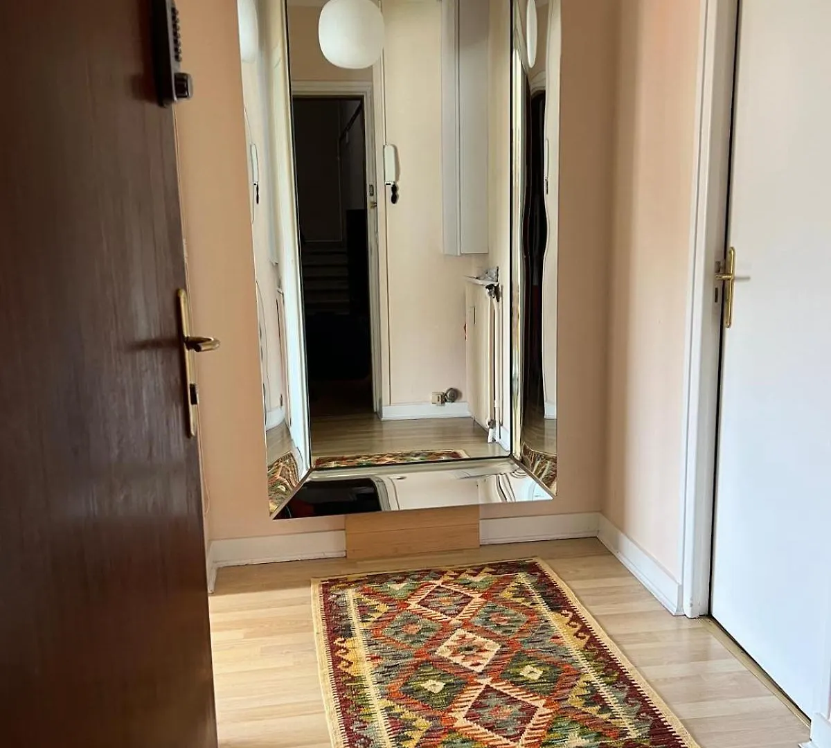 ヴァンヌLaroche Grand Duplex Dans Le Centre Historique Avec Garageアパートメント アパート