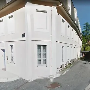 Cauterets: 4 Personnes Idéalement Situé. Appartement Cauterets